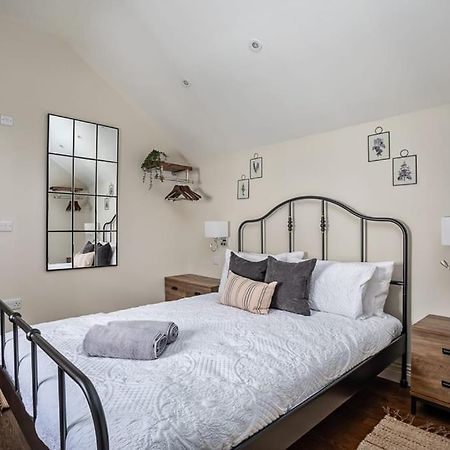 Paradise Square-Remodelled 18Th Century Apartment Sheffield Esterno foto